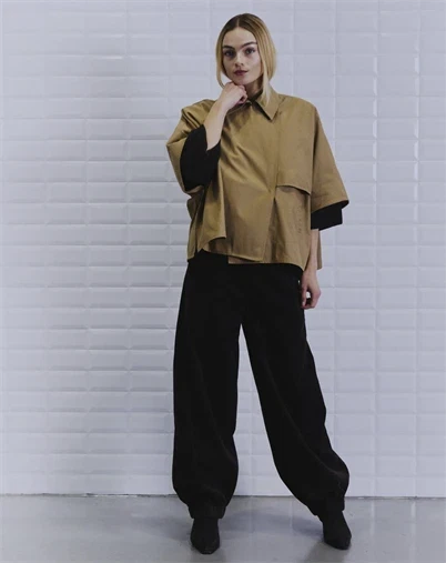 Withblack - MBLMedusa Trench Cape Jakke - Camel 